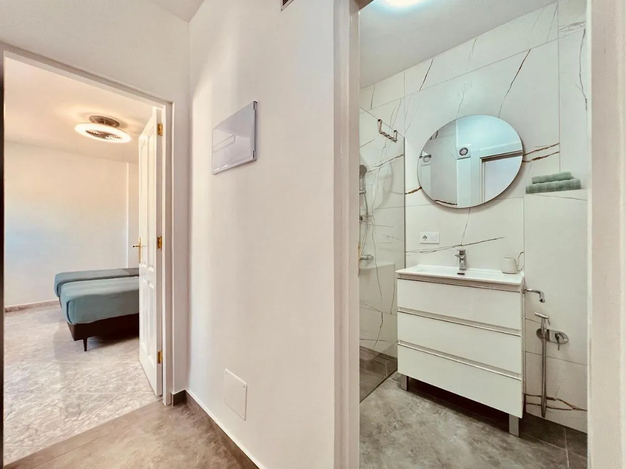 阿德耶Paulmarie Duplex Ocean View公寓 阿德耶